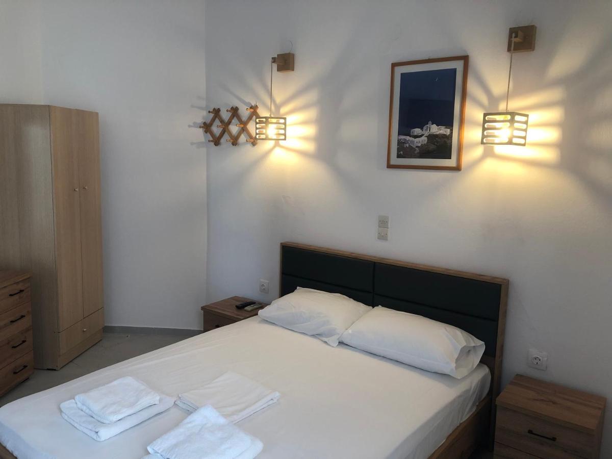 Aparthotel Petradi Sifnos Platis Gialos  Exterior foto