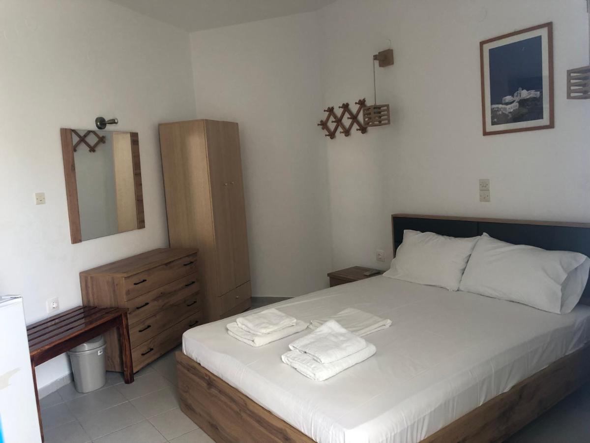 Aparthotel Petradi Sifnos Platis Gialos  Exterior foto