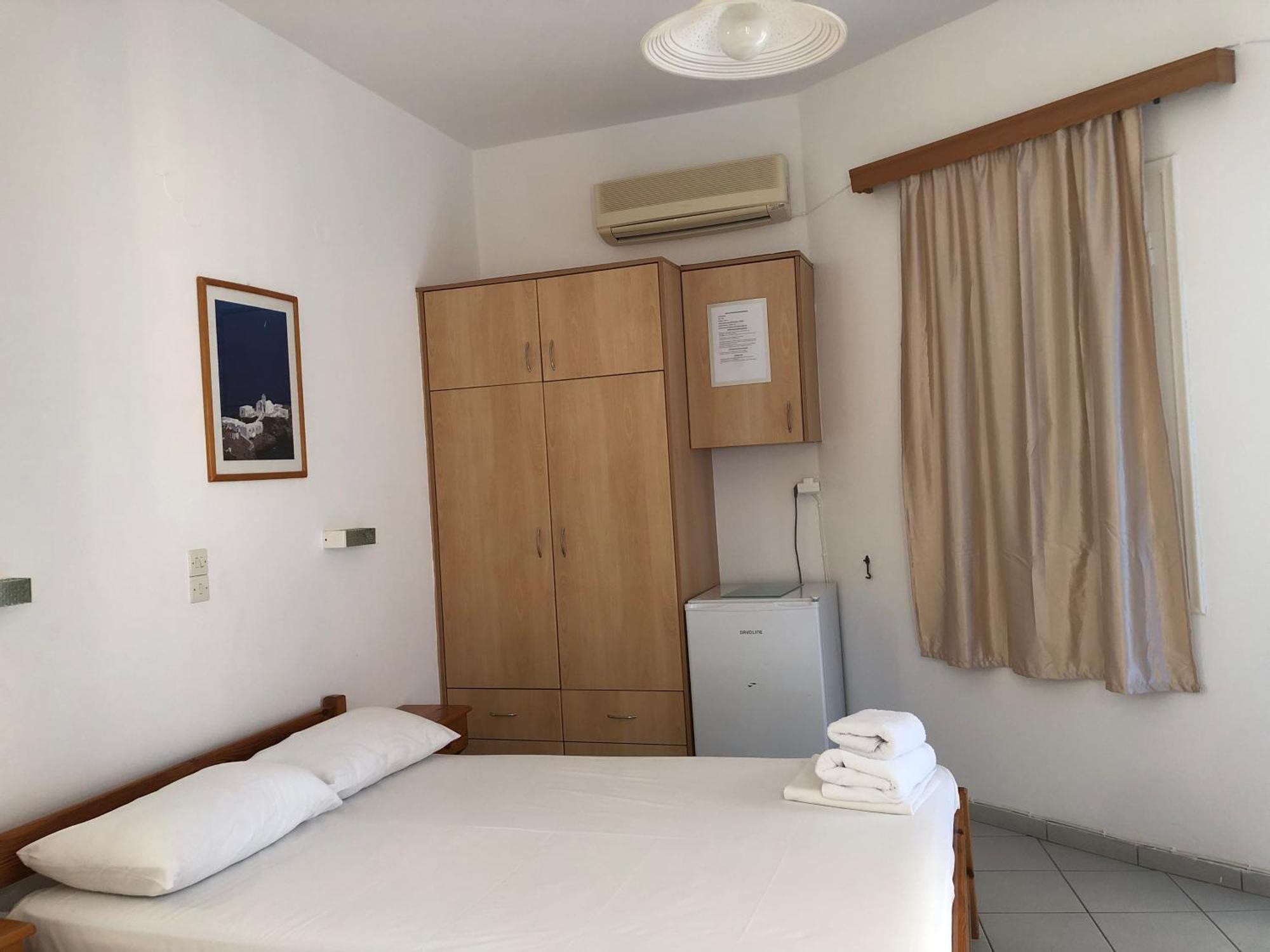 Aparthotel Petradi Sifnos Platis Gialos  Exterior foto