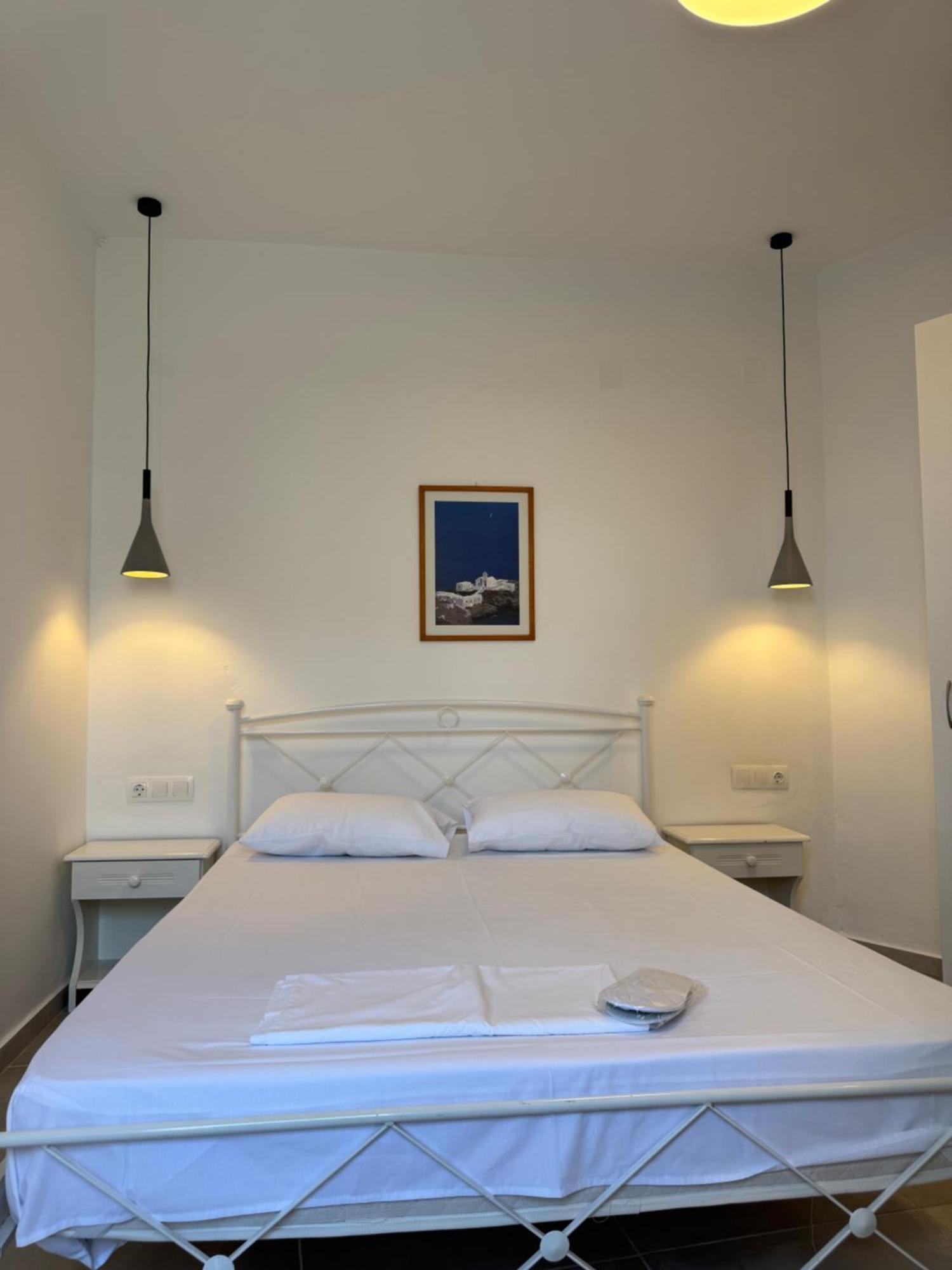 Aparthotel Petradi Sifnos Platis Gialos  Exterior foto