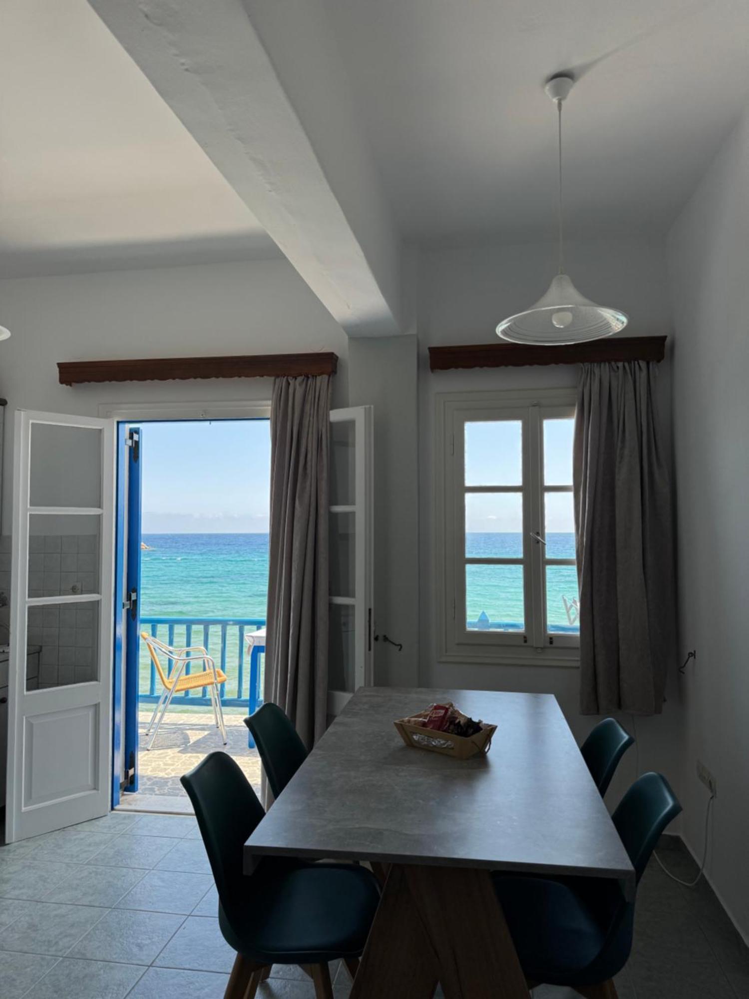 Aparthotel Petradi Sifnos Platis Gialos  Exterior foto